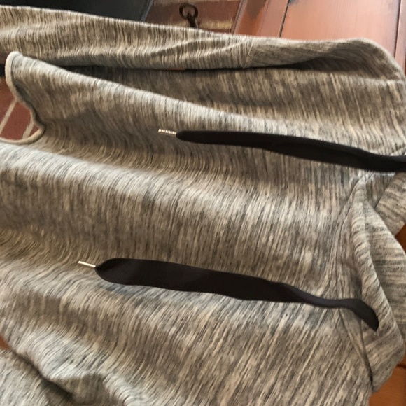 Abercombie Sweatshirt cropped - Picture 2 of 2